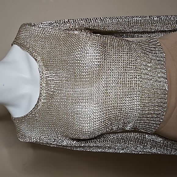 Rare - Stunning Haebaragi Gold Knit Top ptp16 stretches ptp21 - Picture 3 of 9